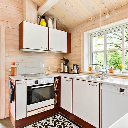 1310-stege-aeblerosevej-7 بيت للعطل *